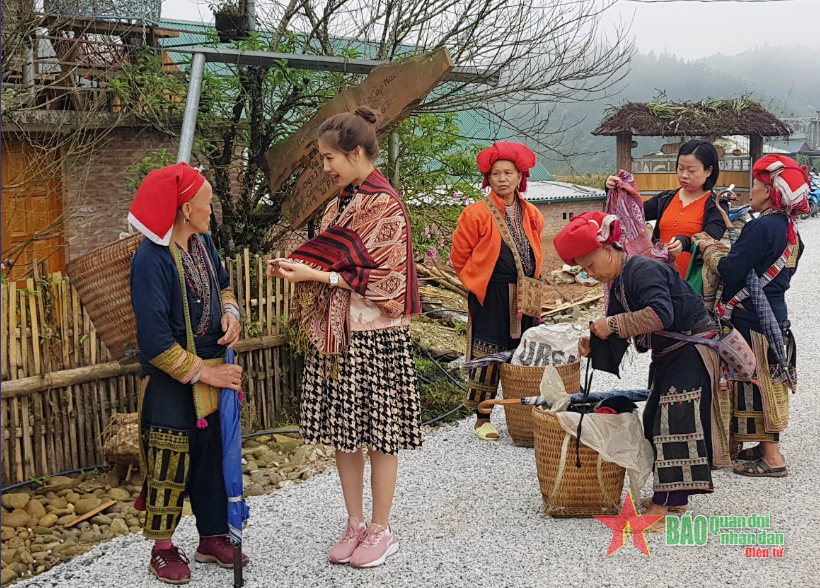 Cách làm du lịch của người Dao Cách làm du lịch của người Dao