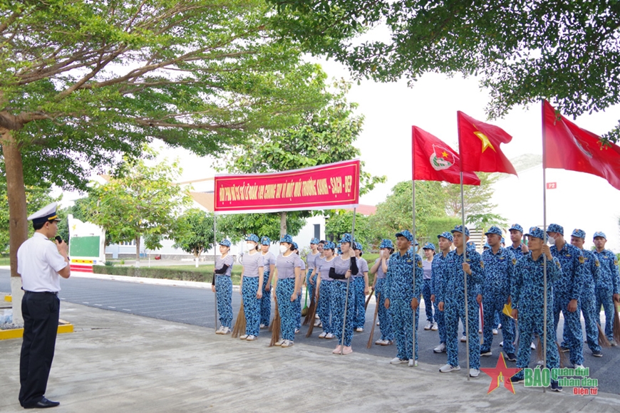 Sôi nổi hoạt động chuẩn bị đón Xuân ở Lữ đoàn Tàu ngầm 189