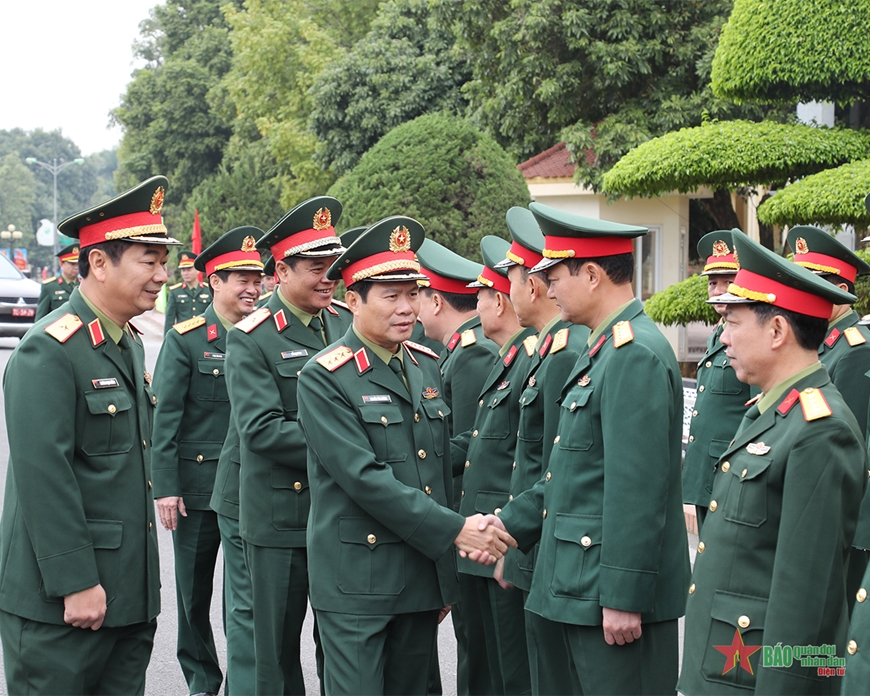 Thượng tướng Nguyễn Tân Cương thăm, kiểm tra, chúc Tết một số cơ quan, đơn vị