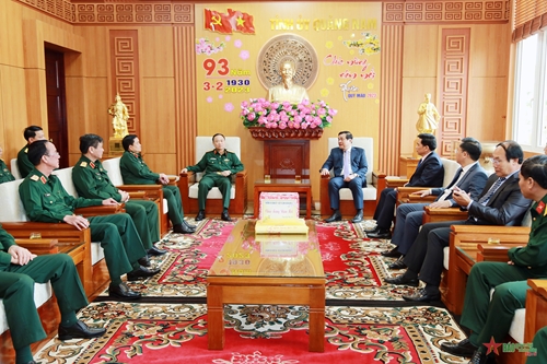 Bộ tư lệnh Quân khu 5 đi thăm, làm việc và chúc Tết tại Quảng Nam