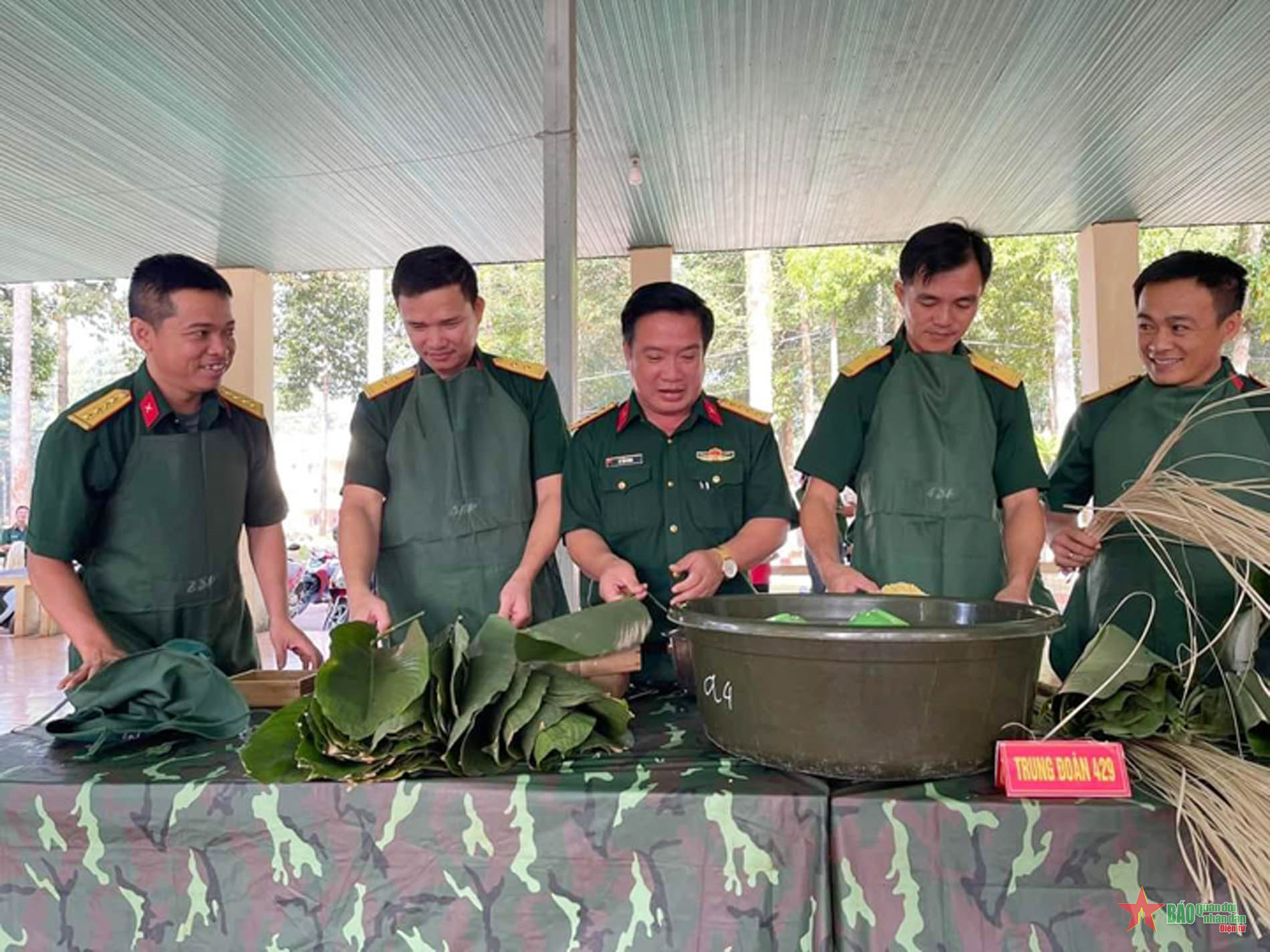 Sư đoàn 302 (Quân khu 7) khai mạc hoạt động “Xuân chiến sĩ”  