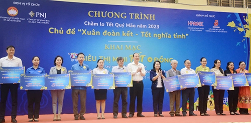 TP Hồ Chí Minh: Huy động nhiều nguồn lực chăm lo Tết cho công nhân