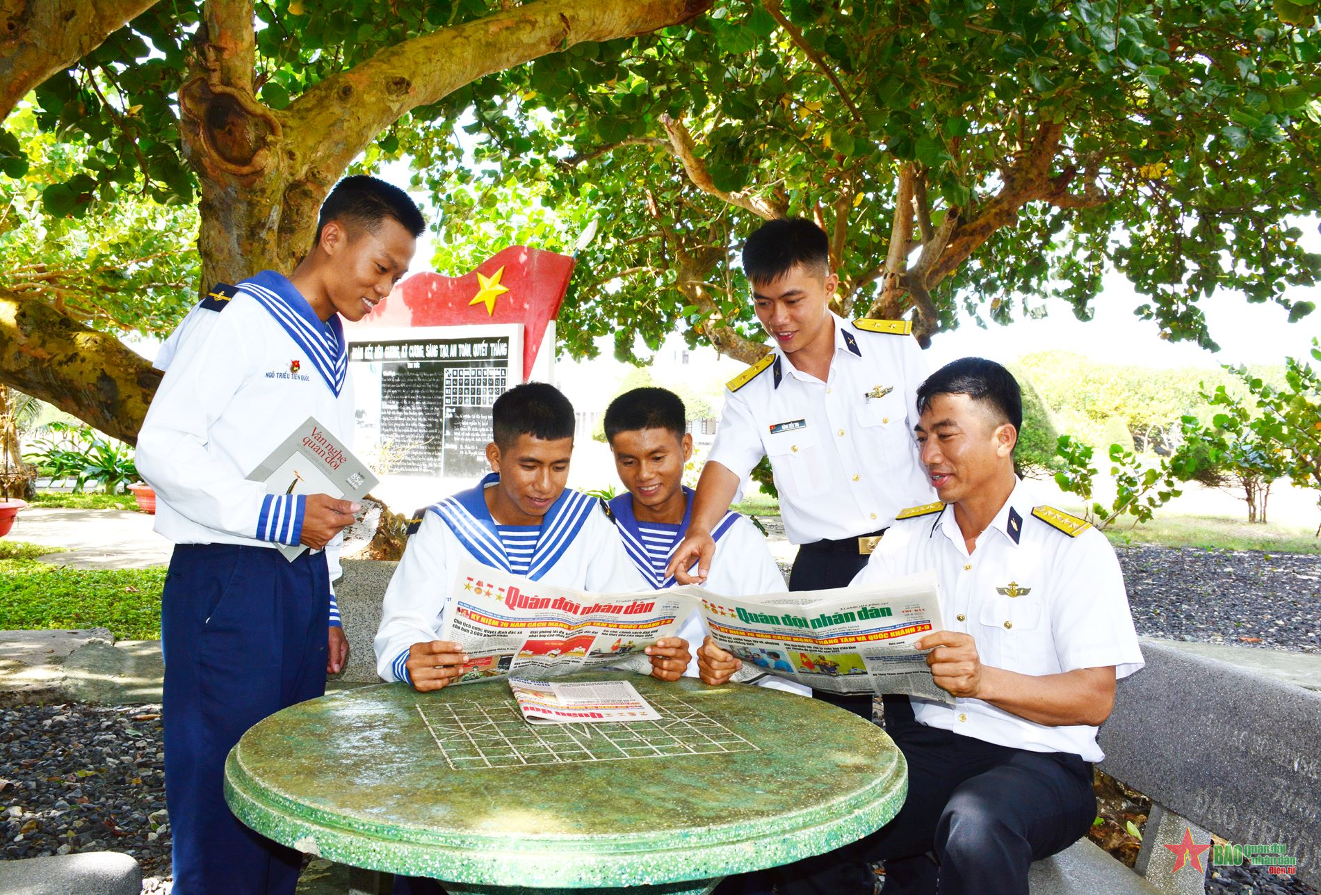 Lời chúc mừng năm mới từ quần đảo Trường Sa