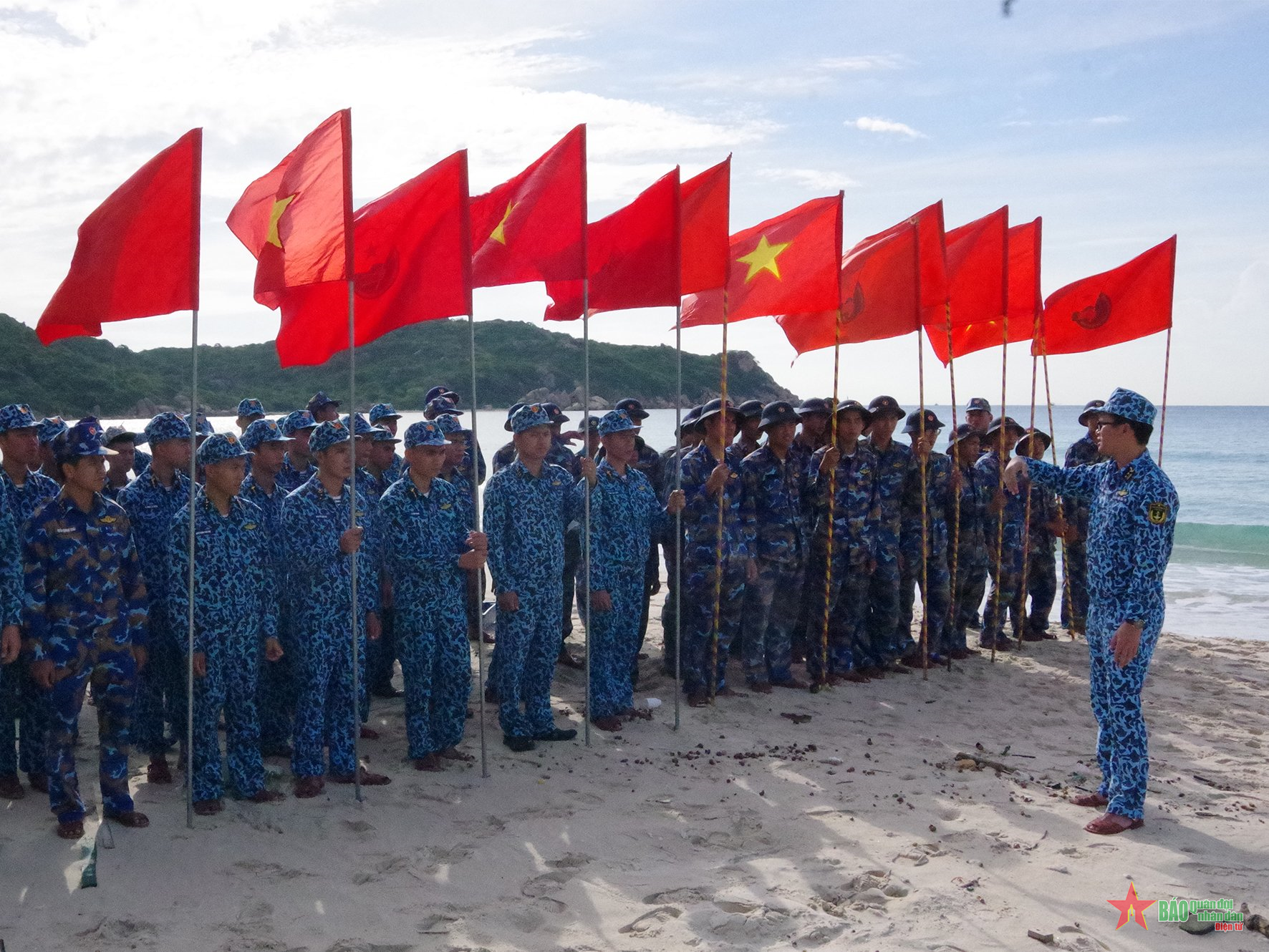 Tết lính vui hơn Tết nhà
