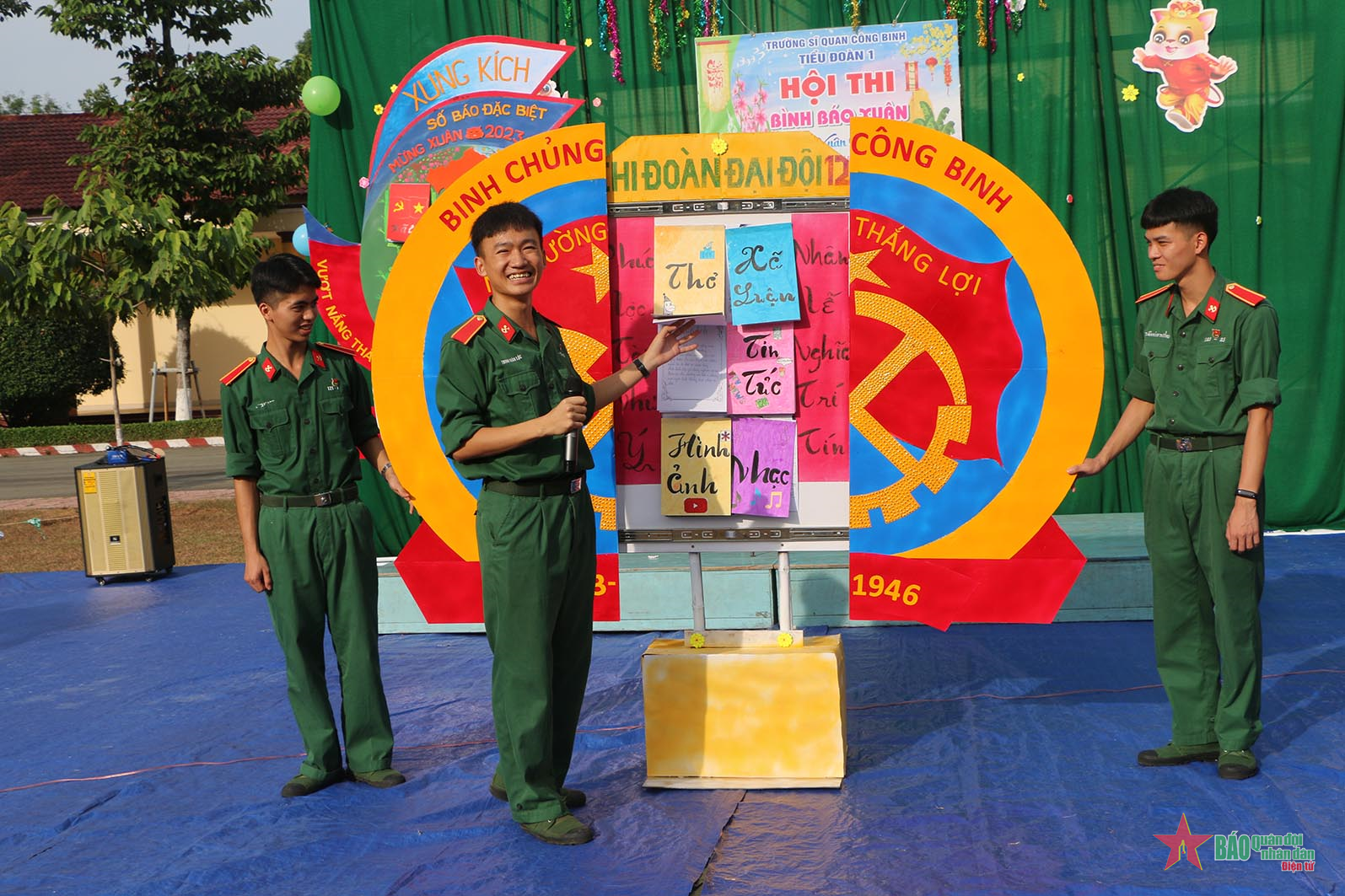 Tưng bừng hội thi bình báo xuân