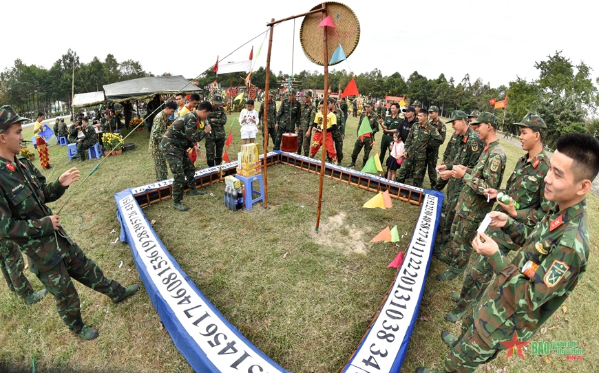 Sư đoàn 330: Sân chơi mang đậm sắc Xuân của tuổi trẻ “Ba ba mươi”