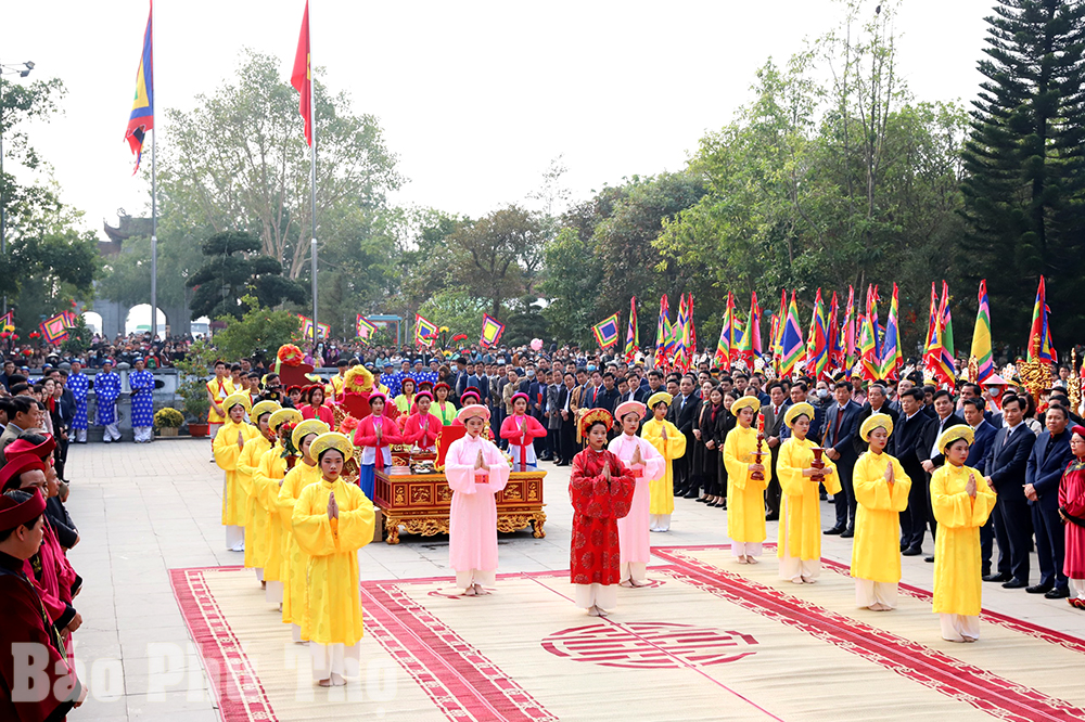 Lễ dâng hương Tổ Mẫu Âu Cơ năm Quý Mão 2023