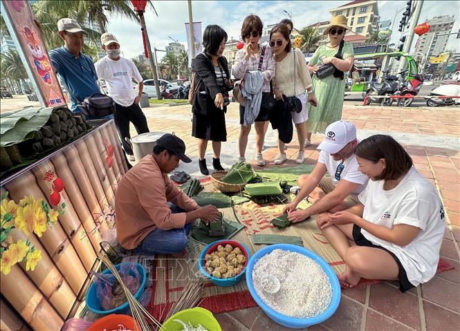 Năm 2023 hứa hẹn sôi động cả thị trường du lịch nội địa và quốc tế