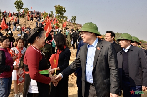 Chủ tịch Quốc hội Vương Đình Huệ: Xây dựng “nền kinh tế xanh”, phát triển đất nước hài hòa, bền vững