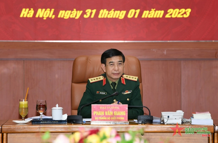 Đại tướng Phan Văn Giang và lãnh đạo Bộ Quốc phòng làm việc với Tổng cục Chính trị Quân đội nhân dân Việt Nam