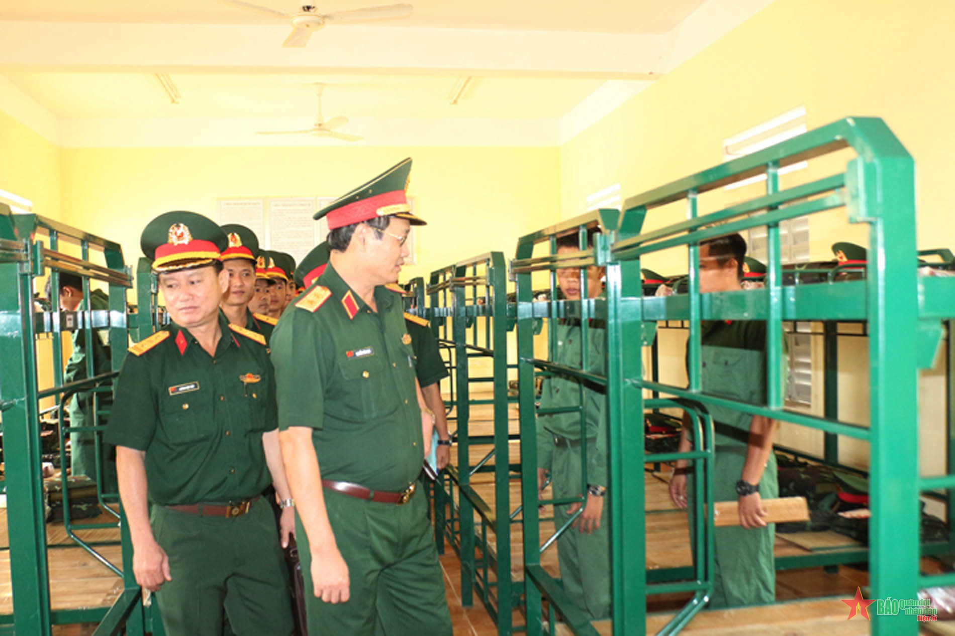 Kiểm tra chuẩn bị huấn luyện chiến sĩ mới năm 2023 tại Trung đoàn Gia Định