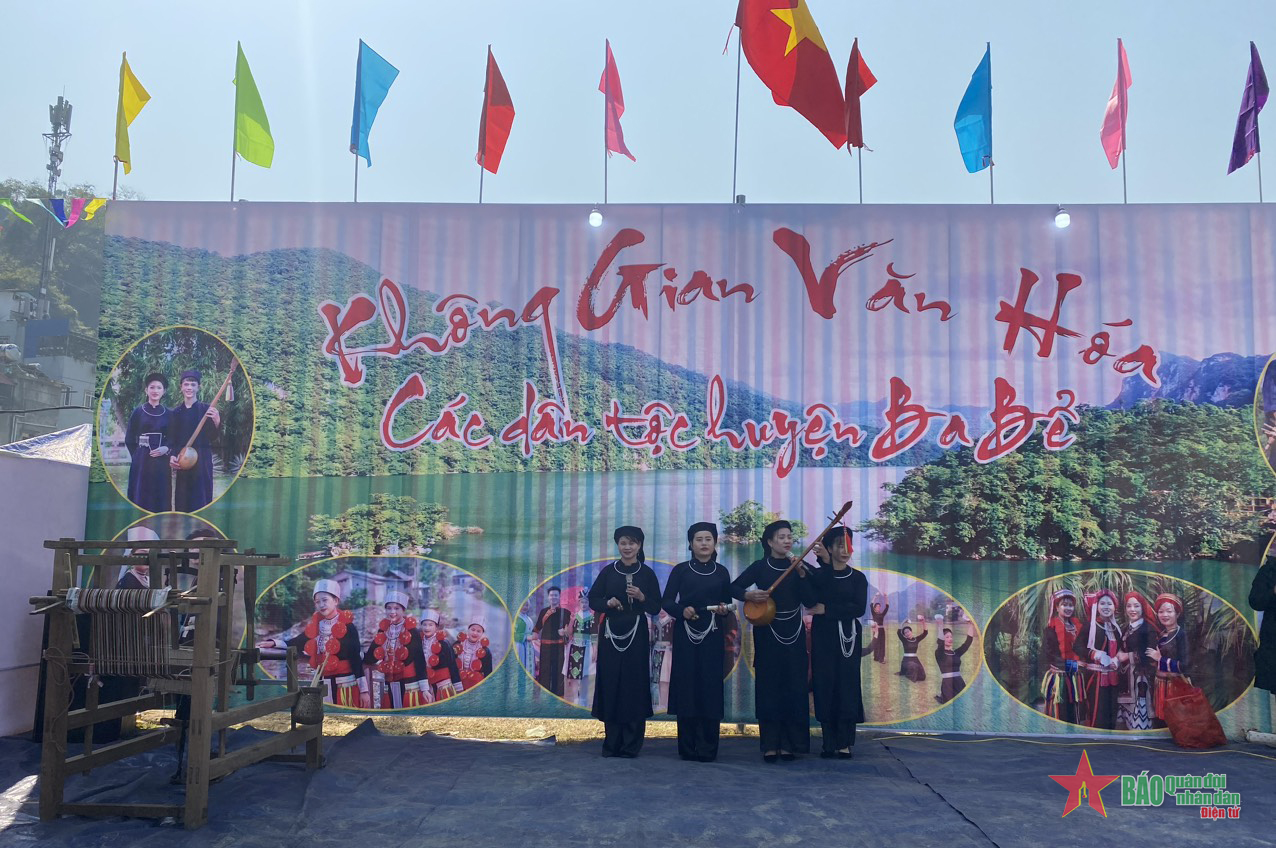 longtongbackan9 jpg