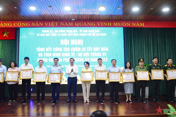 TP Hồ Chí Minh: Gần 1.230 tỷ đồng chăm lo Tết Quý Mão