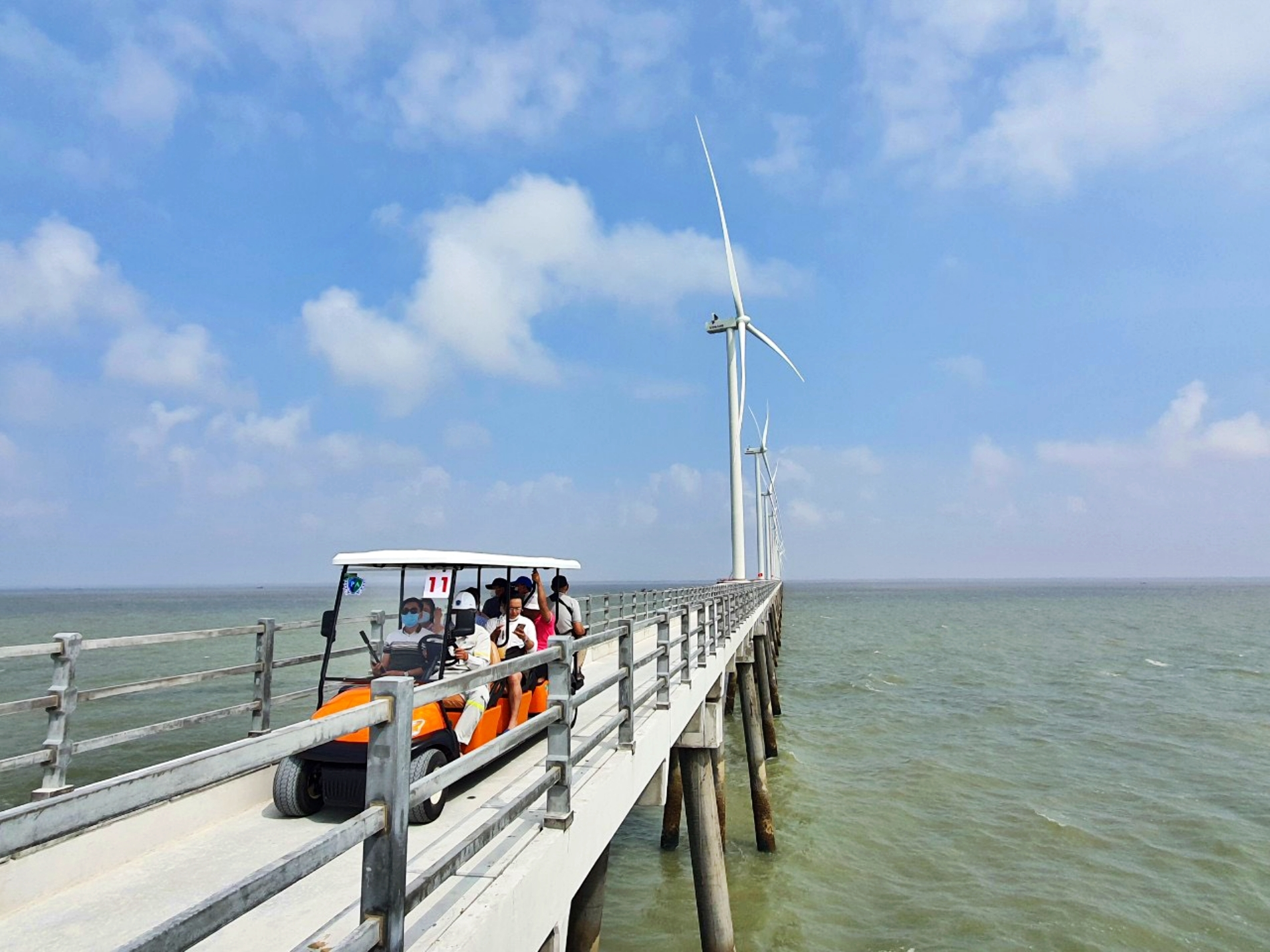 Tháo rào cản phát triển điện gió ngoài khơi