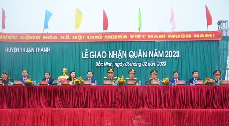 Thanh niên cả nước hăng hái lên đường thực hiện nghĩa vụ quân sự năm 2023