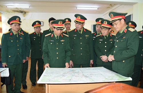 Đoàn công tác Bộ Tổng Tham mưu làm việc với Bộ CHQS tỉnh Lâm Đồng và Học viện Lục quân