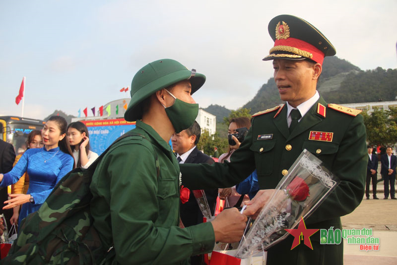 Các tỉnh Tây Bắc giao, nhận quân nhanh gọn, an toàn