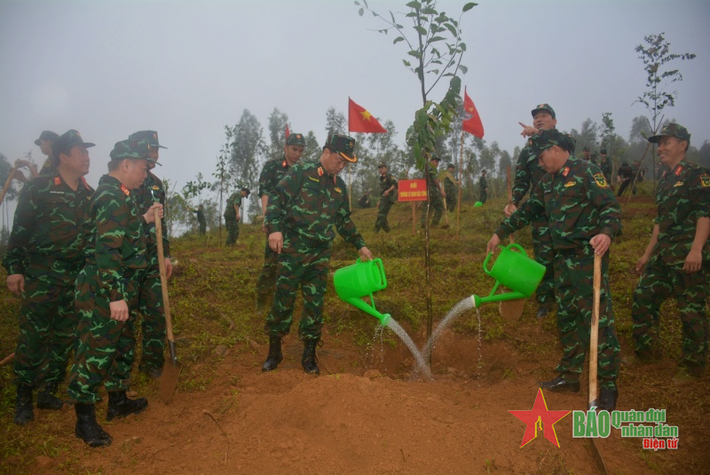 Binh chủng Đặc công phát động Tết trồng cây