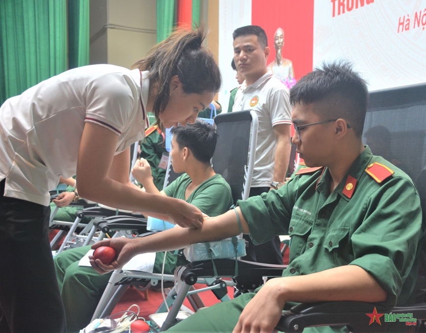 Phát động phong trào hiến máu tình nguyện trong tuổi trẻ toàn quân năm 2023