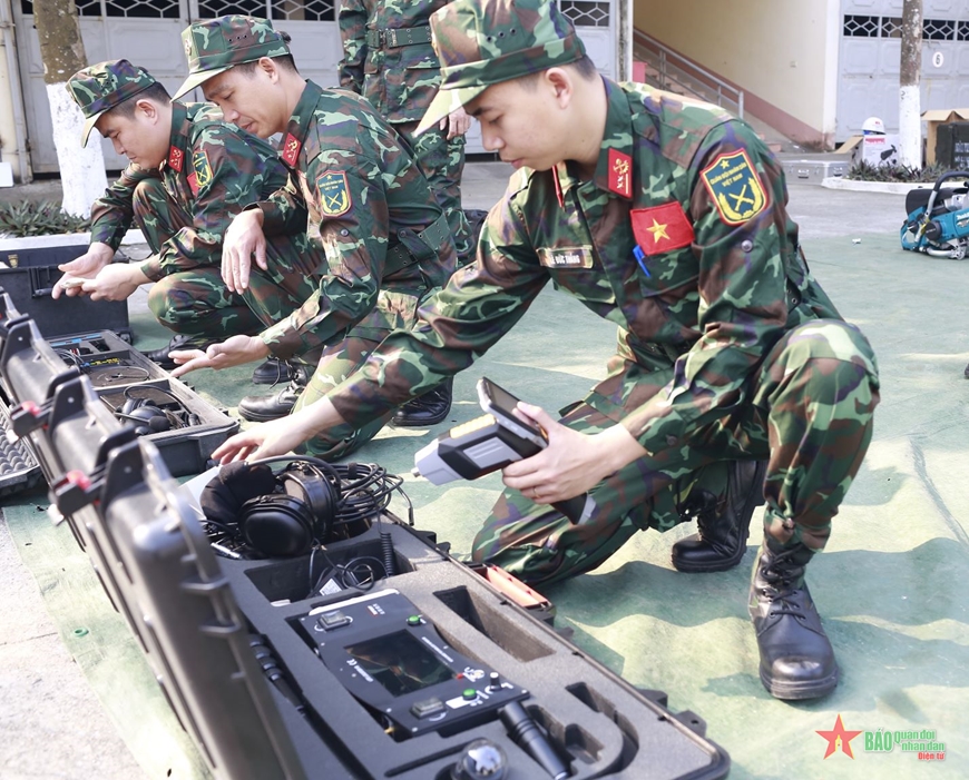 Một số trang bị cứu hộ đặc biệt của Công binh Việt Nam mang tới Thổ Nhĩ Kỳ