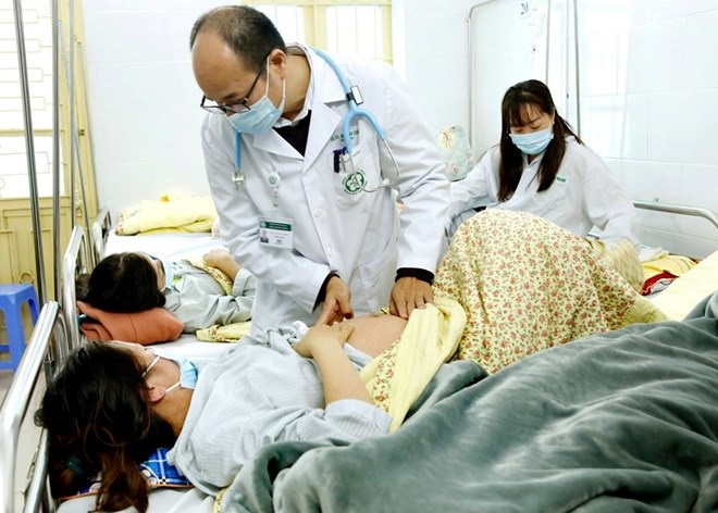 Cần có chế độ đãi ngộ xứng đáng với các bác sĩ chuyên ngành truyền nhiễm