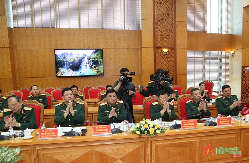 Đại tướng Phan Văn Giang làm việc với Tỉnh ủy Cao Bằng