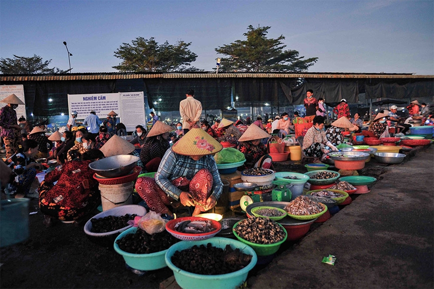 Nét đẹp chợ quê trong lòng thành phố