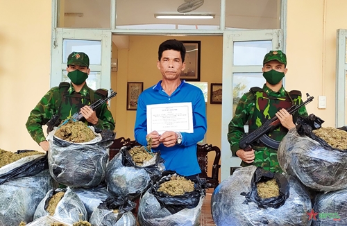Bộ đội Biên phòng An Giang bắt giữ đối tượng vận chuyển trái phép chất ma túy