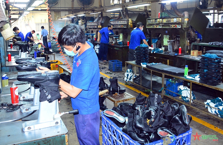Ngành dệt may, da giày tại TP Hồ Chí Minh vượt khó, nỗ lực sản xuất