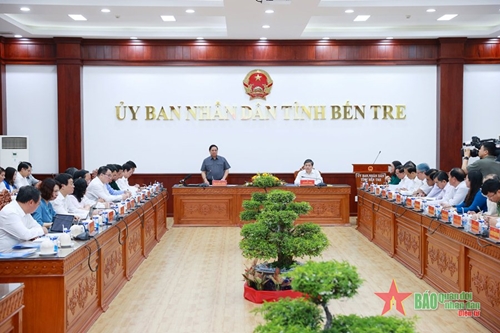 Thủ tướng Phạm Minh Chính: Bến Tre phải xây dựng quy hoạch để phát triển kinh tế biển