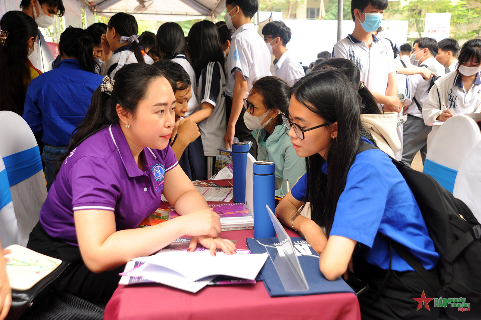 Giúp học sinh tìm hiểu, chọn nghề phù hợp trong tương lai