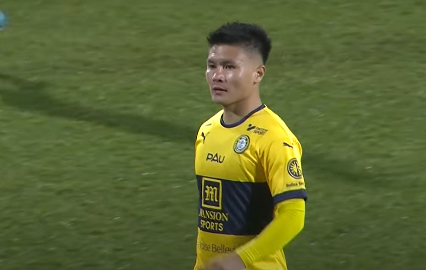 Quang Hải trở lại nhưng không thể giúp Pau FC thoát thua