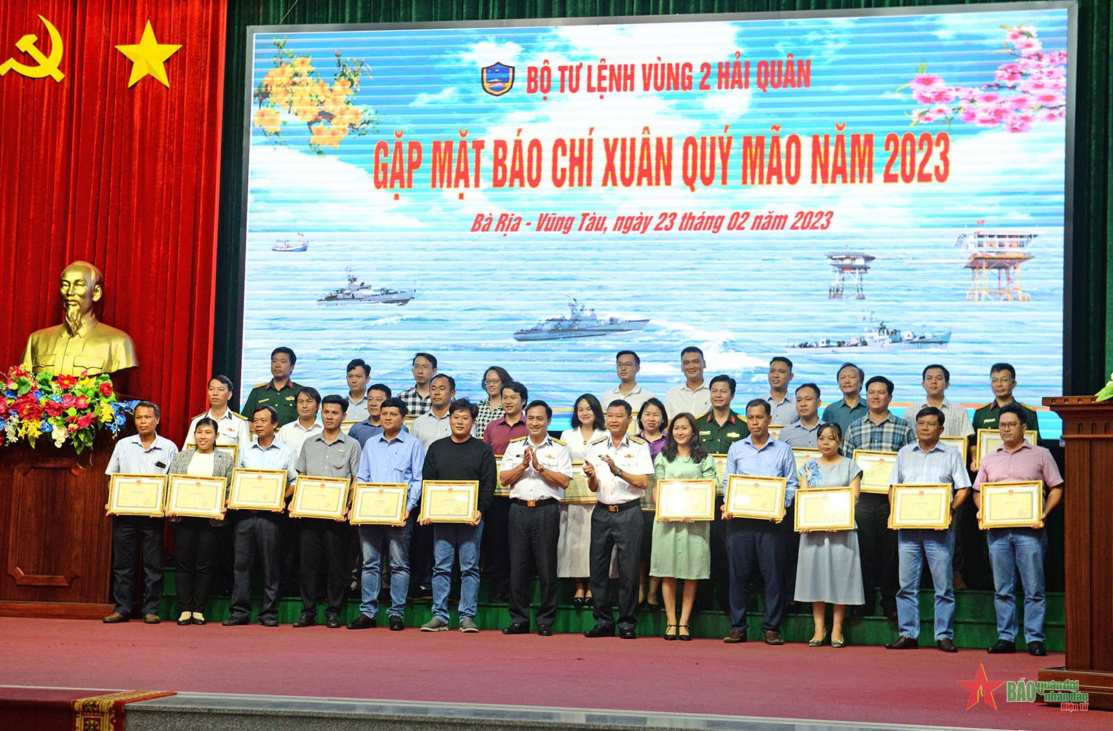 Phối hợp hiệu quả giữa Vùng 2 Hải quân với các cơ quan báo chí