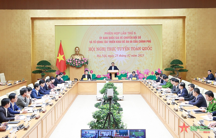 Thủ tướng Phạm Minh Chính: Chuyển đổi số phải lấy người dân, doanh nghiệp làm chủ thể