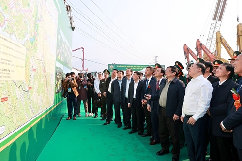 Khởi công dự án đường liên kết vùng Hòa Bình - Hà Nội và Cao tốc Sơn La