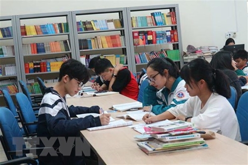 Hà Nội: Yêu cầu tăng cường bổ sung học liệu cho thư viện trường học