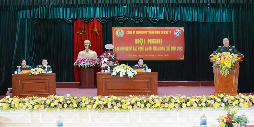 Nhà máy Z117 bảo đảm tốt việc làm, thu nhập cho người lao động