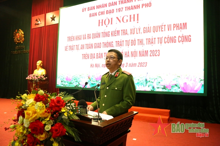 Hà Nội ra quân tổng kiểm tra, xử lý vi phạm về trật tự an toàn giao thông, đô thị