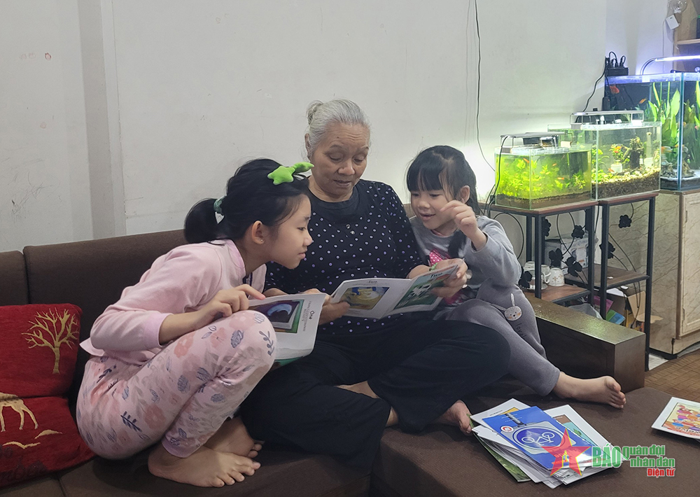 Tự hào tiếp bước