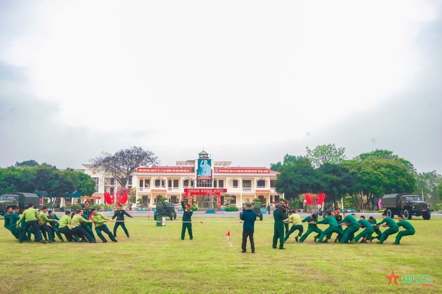 Tuổi trẻ Lữ đoàn Phòng không 241 triển khai nhiều hoạt động thiết thực trong Tháng Thanh niên