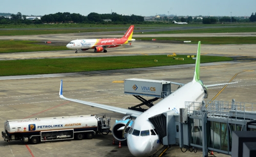 Tiếp sức cho hàng không Việt Nam phục hồi, phát triển
