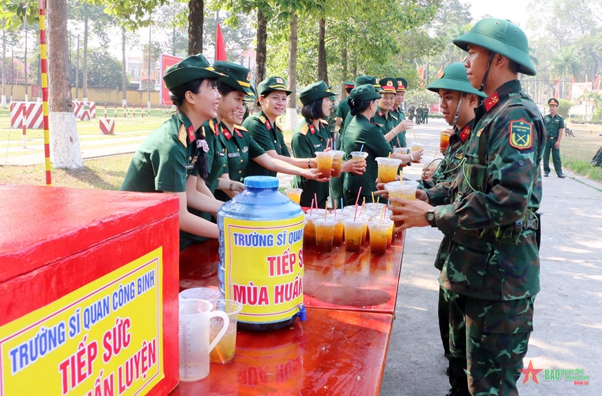 Hội Phụ nữ Trường Sĩ quan Công binh triển khai chương trình “Tiếp sức mùa huấn luyện”