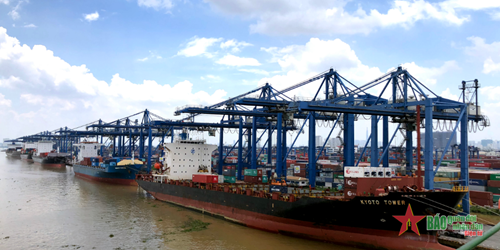 Chiến lược phát triển cảng biển Việt Nam - nhìn từ Tân Cảng Sài Gòn: Bài 1: Đột phá từ tư duy đổi mới