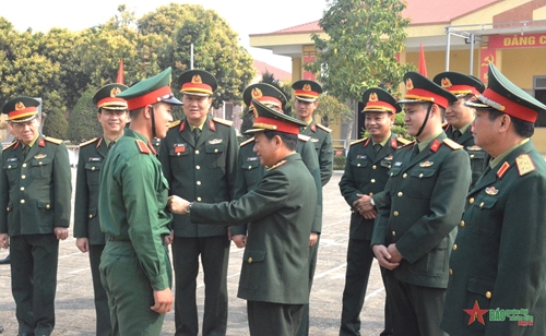 Trung tướng Trịnh Văn Quyết kiểm tra, nắm tình hình công tác giáo dục khoa học xã hội và nhân văn