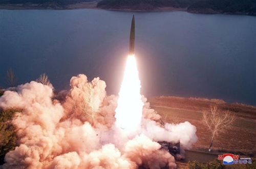 Triều Tiên xác nhận tiến hành diễn tập phản công hạt nhân chiến thuật

