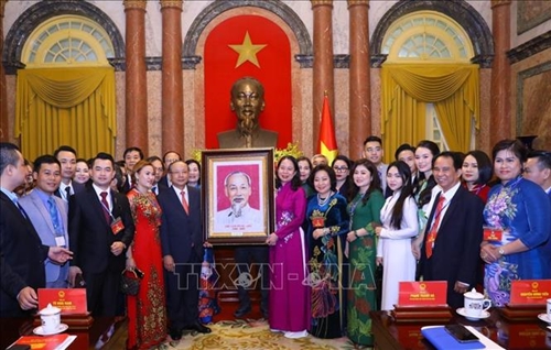 Phó chủ tịch nước Võ Thị Ánh Xuân: Xây dựng đội ngũ doanh nhân, doanh nghiệp Việt Nam thích ứng xu thế thời đại