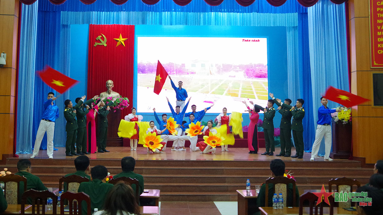 Sôi động, trẻ trung với cuộc thi sân khấu hóa