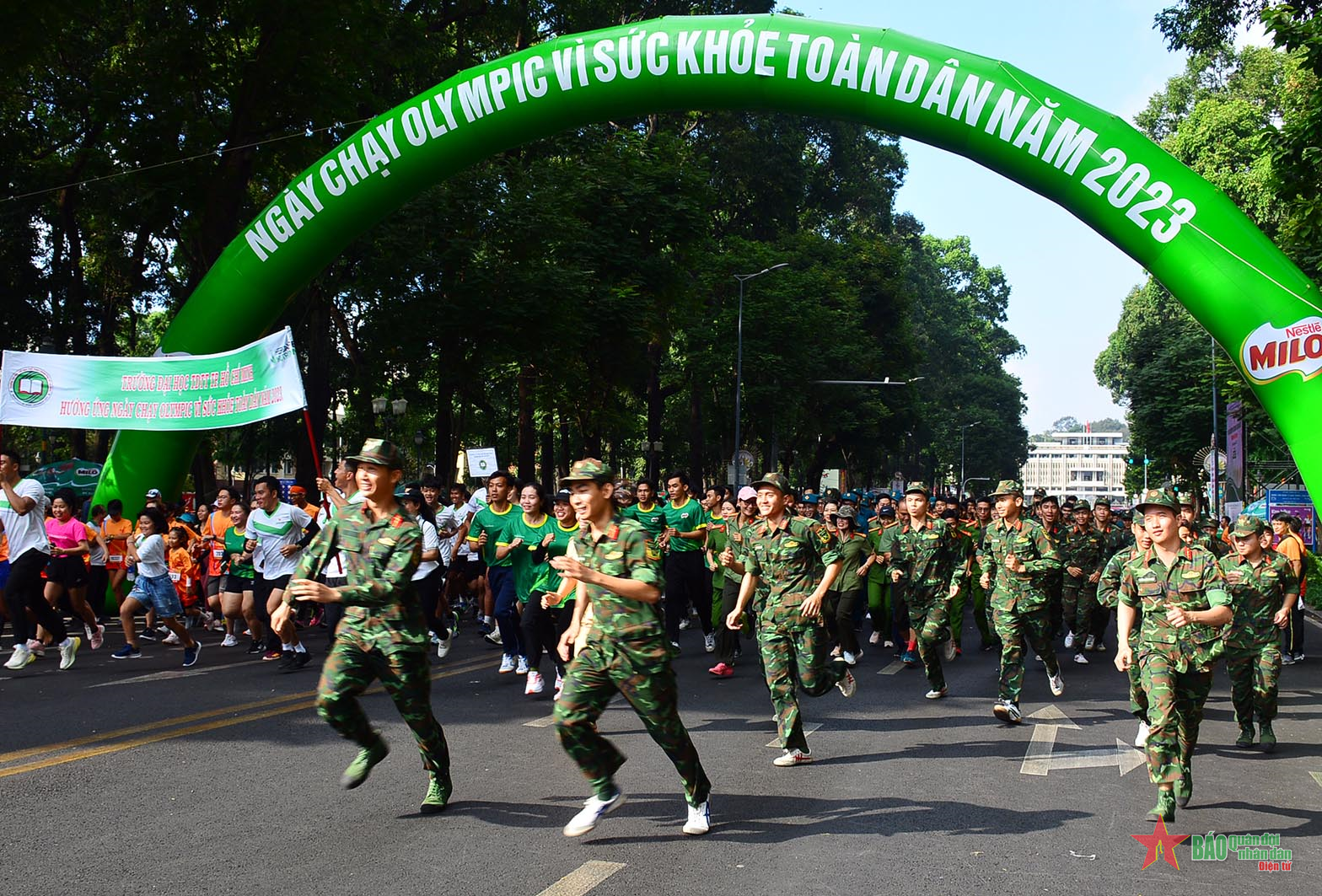 Thành phố Hồ Chí Minh: Sôi nổi Ngày chạy Olympic vì sức khỏe toàn dân năm 2023 
