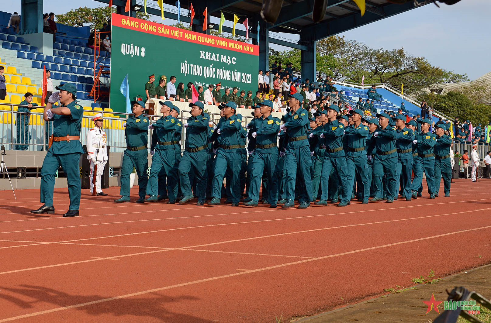 Nâng cao chất lượng tổng hợp của lực lượng dân quân tự vệ thông qua hội thao