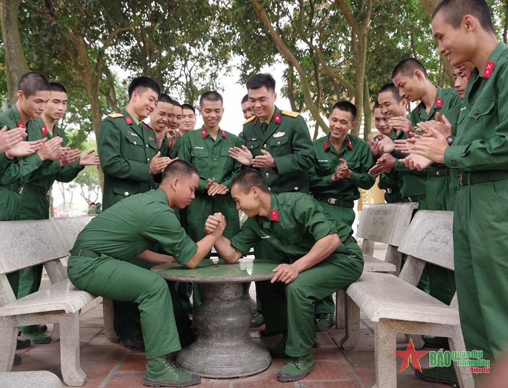 Vui trên thao trường